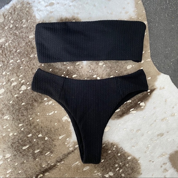 Other - Black bikini M